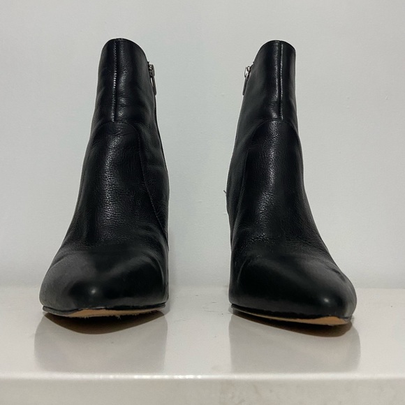 Vince Camuto black heeled boots. Real leather. Size 8. - Picture 4 of 14